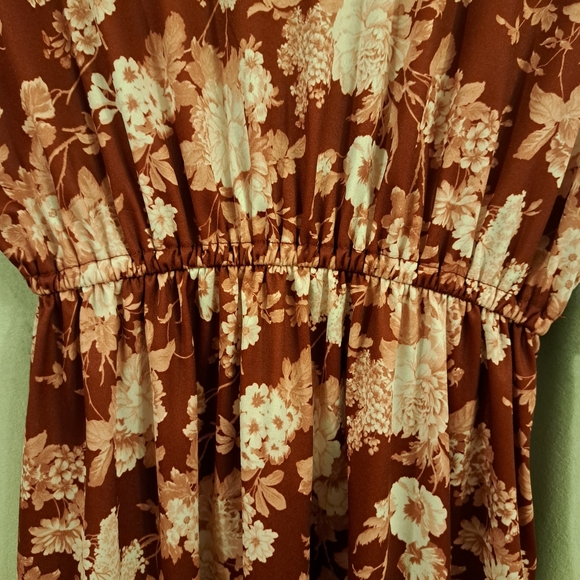 Vintage CW Classics Dress - Picture 5 of 5